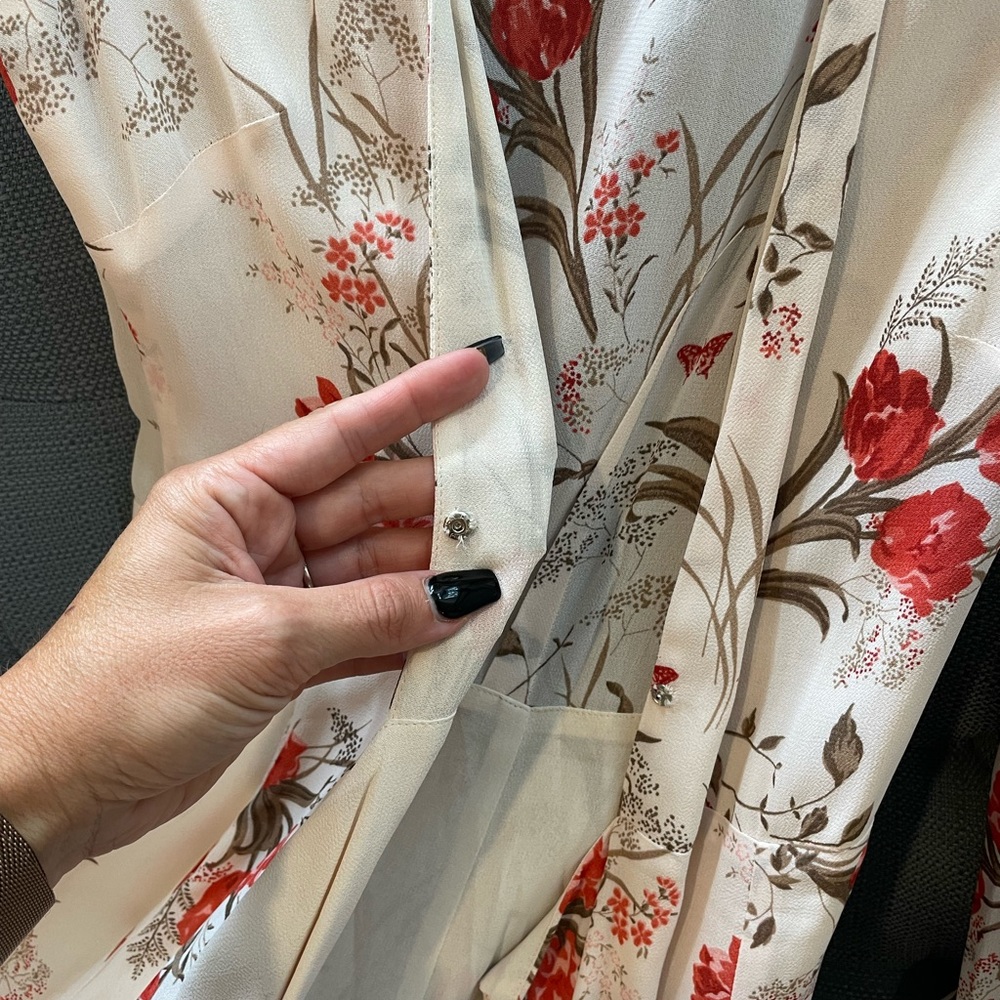 Reformation brand new Milan Dress with added security pin - Picture 9 of 12